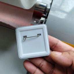 100 peças de material em branco para crachás de botão quadrados de 50*50mm (2 polegadas), peças para crachás de botão para fabricação de crachás de botão DIY. - Image 1