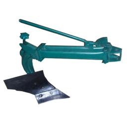 Máquinas e Equipamentos Agrícolas, Incluindo Arados Manuais e Tratores para Arar Terras Agrícolas e Preparar o Solo - Image 5