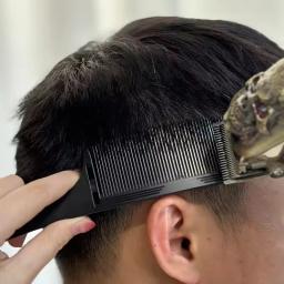 Pente de Cabeleireiro Profissional Curvo para Corte Reto e Posicionamento de Cabelo - Image 6
