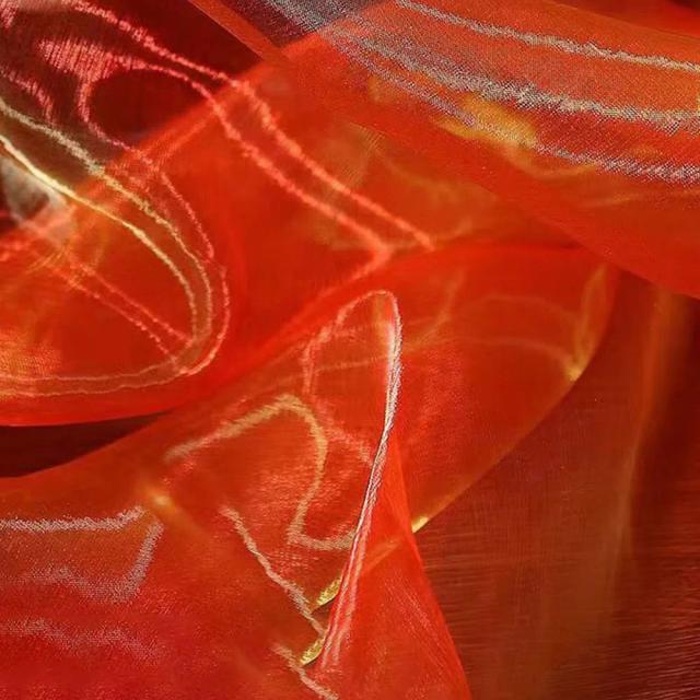 Tecido Organza Gradiente 100x150cm - Brilho Deslumbrante para Moda e Decoração