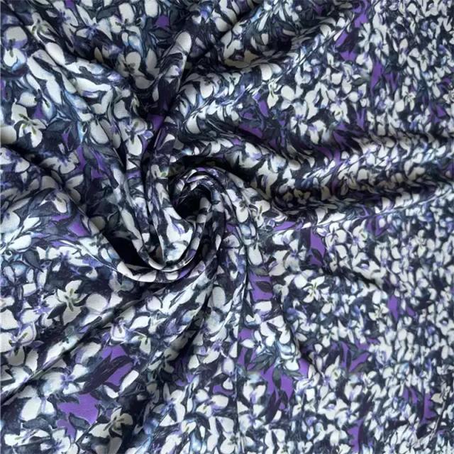 Tecido de Seda Crepe 100% Seda de Amoreira Estampado Floral Roxo 1 Metro