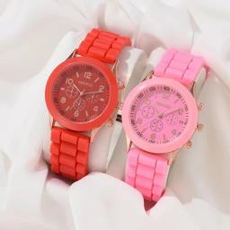 2 pçs conjunto de relógio feminino luxo moda luxo elegante liga relógio pulso pulseira silicone casal relógio masculino quartzo presentes do feriado - Image 2