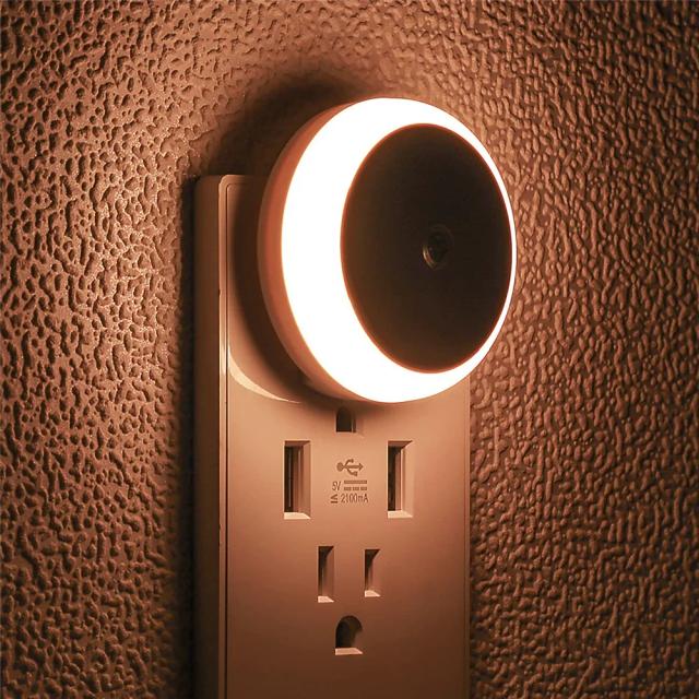 Luz Noturna LED Plug-in Sensor Crepúsculo ao Amanhecer Automático 2 Unidades