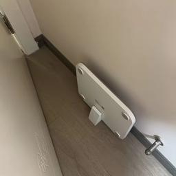 Suporte de armazenamento de mesa para balança de gordura corporal, prateleira de armazenamento, suporte para balança de peso, armazenamento para balança de peso, suporte de chão. - Image 1