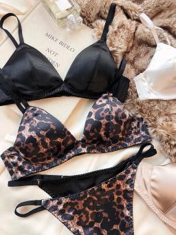 Silken Triângulo Cup Bra e Lingerie Tanga Set para Mulheres, Roupa Interior Sexy, Sutiãs Sem Fio, Bralette Francês, Íntimas Sem Costura, Verão - Image 1