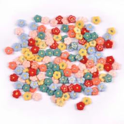 50 pçs/lote 10mm mini apliques de flores para diy chapéu roupas suprimentos de costura headwear decoração stick-on remendos cp3722 - Image 5