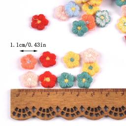 50 pçs/lote 10mm mini apliques de flores para diy chapéu roupas suprimentos de costura headwear decoração stick-on remendos cp3722 - Image 3