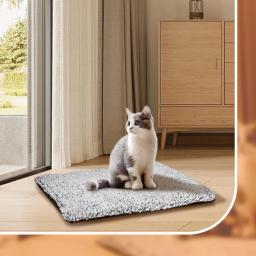 Cobertor auto-aquecedor para animais de estimação, tapete de cama térmico sem elétrico, antiderrapante para cães gatos, tapete de calor de inverno, almofada central reflexiva de calor - Image 3