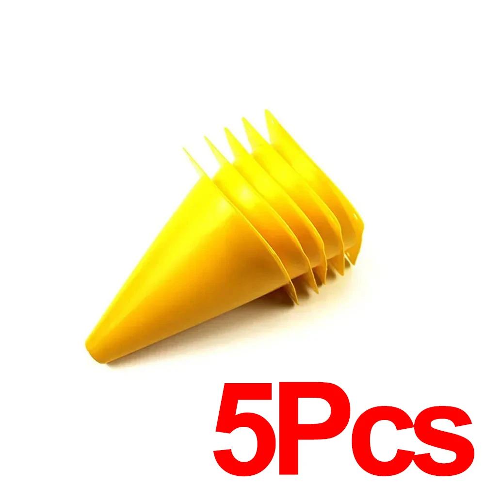 Cones de futebol de plástico equipamento de treinamento de futebol 18cm cones de marcação crianças cone de tráfego discos de agilidade curso de obstáculo esportes - Image 1