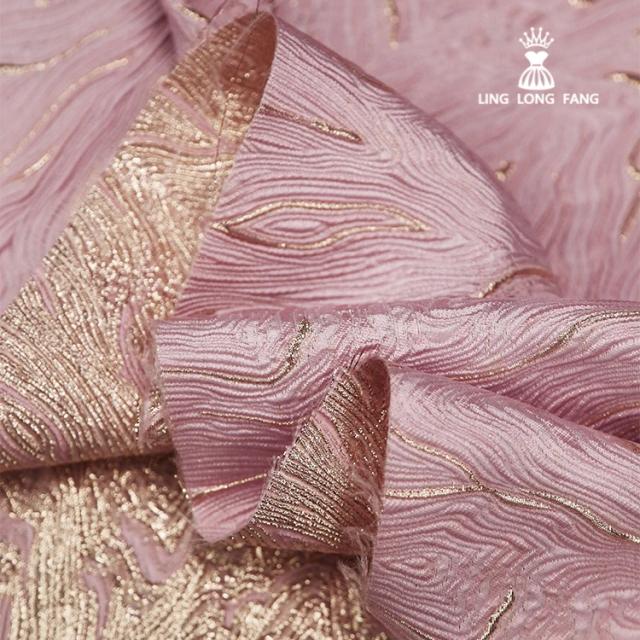 Marmorizado Gold Thread Shimmer Tecido Jacquard, Textura Tridimensional, Pintura a óleo, Gilt Brocade, Cetim Vestuário, Tecidos de Designer