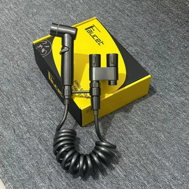 Pulverizador de Bidê Portátil em Aço Inoxidável para Banheiro Doméstico