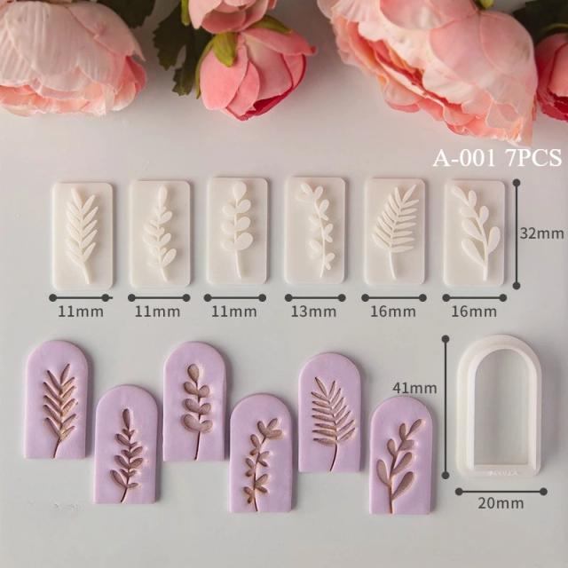 Conjunto de 7 Moldes de Argila com Padrão de Folhas Botânicas para Brincos e Pingentes