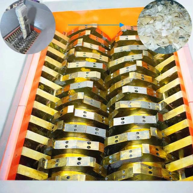 Triturador Industrial de Eixo Duplo para Metal e Plástico 1 Unidade
