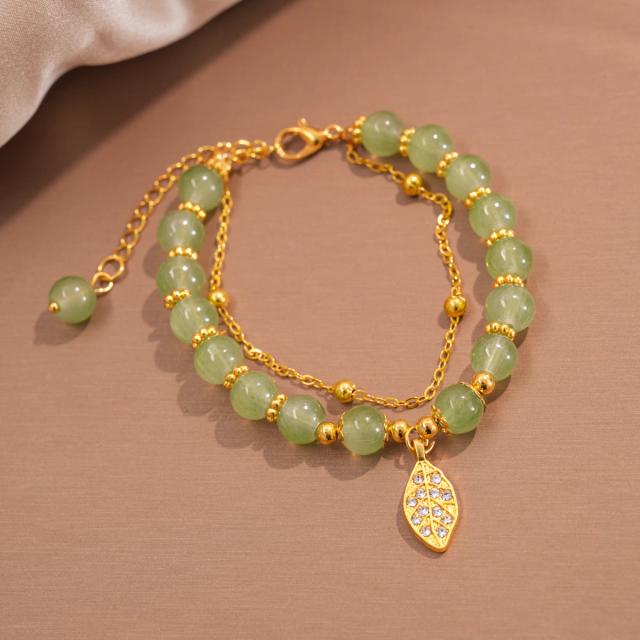 Pulseira de Jade Verde Estilo Chinês com Folhas Douradas - Elegância Atemporal