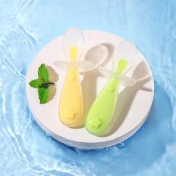 Colher de silicone para bebês, alimentação de pasta de arroz para bebês, colher de sopa de cabeça macia, colher de treinamento, colher curta de silicone com escudo infantil - Image 2