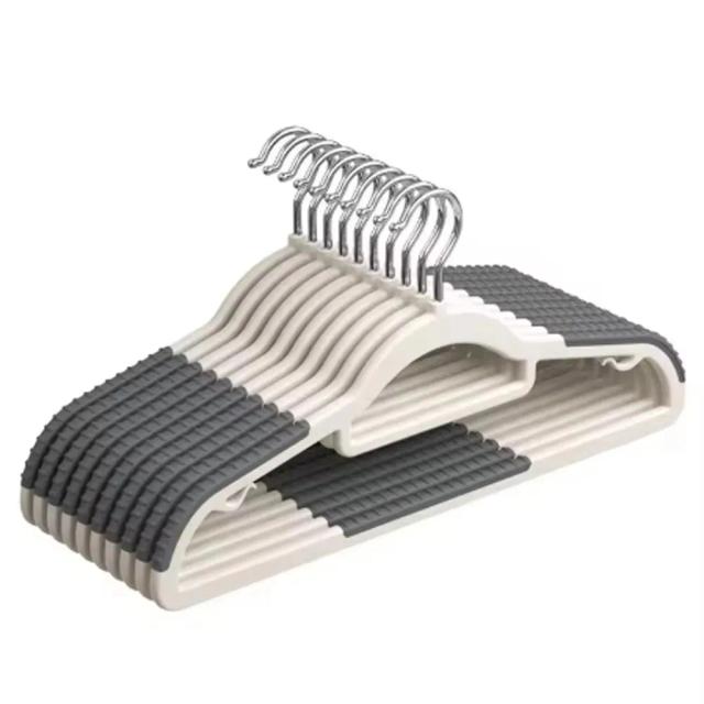 Cabides de Plástico Resistentes Antiderrapantes para Secagem e Organização de Roupas - Kit 1 a 50 Peças