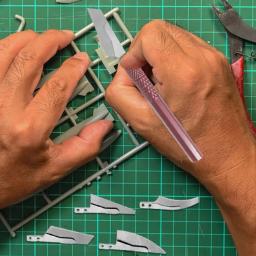 Kit de Mini Serra para Hobby - Ferramenta de Artesanato com Lâminas Intercambiáveis, Incluindo Lâminas de Modelagem e Cabos - Image 2
