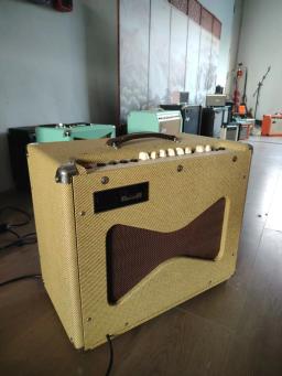 Amplificador de Guitarra Elétrica Tweed de 65W, Estilo Retrô, para Ensaio em Casa e Pequenas Apresentações, com Logotipo de Fábrica OEM/ODM - Image 6