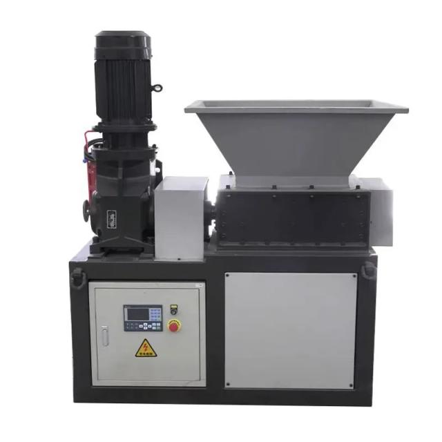 Triturador de Plástico de Eixo Duplo Multifuncional - Equipamento Automático
