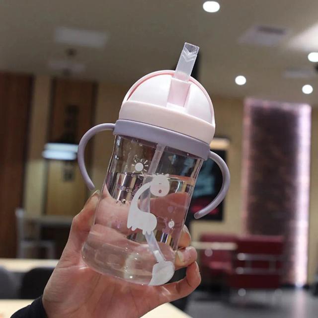 Garrafa Infantil 350ml com Canudo e Bola de Gravidade
