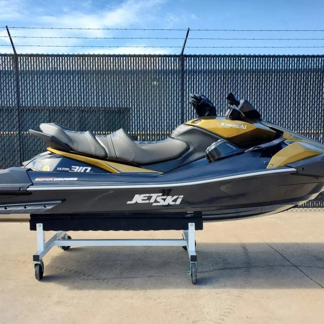 Kawasakids Ski Ultra 310LX Novo 2022 com Tecnologia de Aquecimento