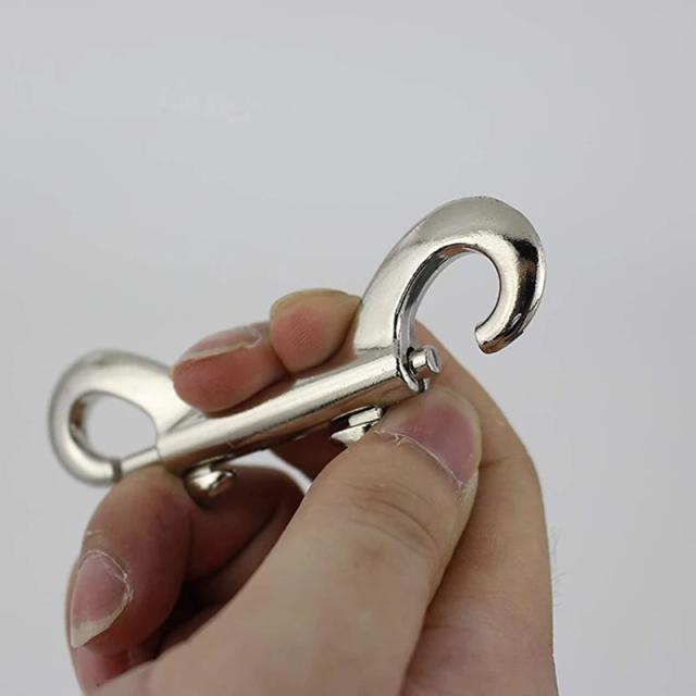 Ganchos de Metal de Alta Resistência com Trava Dupla para Uso Agrícola e Marinho, Ideais para Baldes de Água, Cães, Cavalos e Correntes