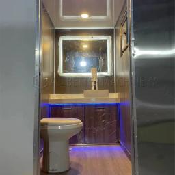 Luxo Camping Caravan Bathroom, banheiro portátil, chuveiro ao ar livre WC, reboque com rodas para venda - Image 5
