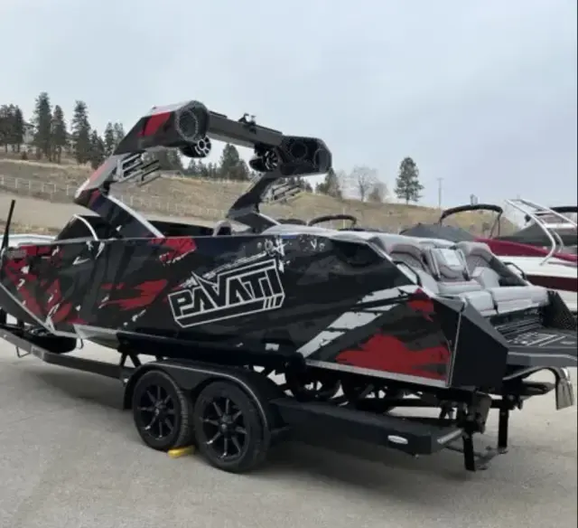 Pavati AL26: Novo Wake Boat em Alumínio à Venda