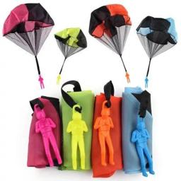 Hand Throwing Mini Soldado Camouflage Parachute para Crianças, Brinquedos ao ar livre, Esporte Voador Educacional para Crianças - Image 1