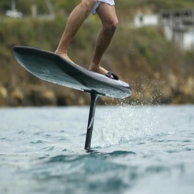 Prancha Elétrica Efoil Hydrofoil para Surf com Water Splash Lift e Frete Grátis