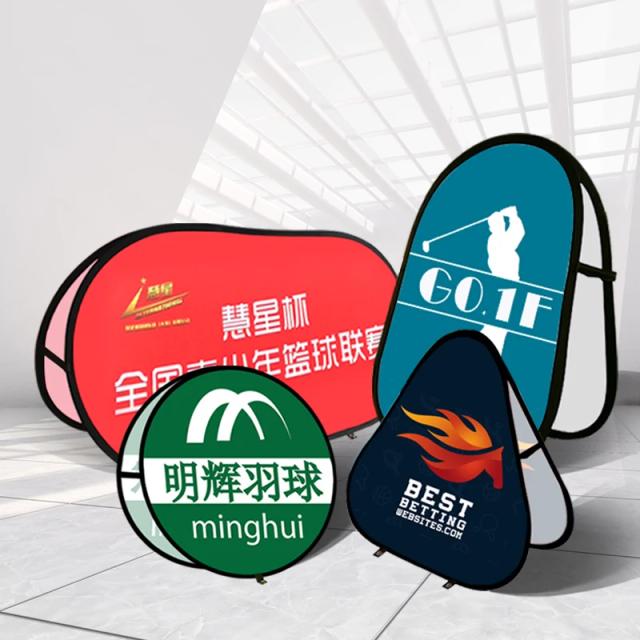 Suporte Triangular Personalizado para Impressão: Exibição Pop-up de Faixa de Esportes para Eventos ao Ar Livre