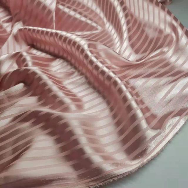 Seda Imitação de Cetim Elástico em Jacquard: Tecido de Alta Qualidade e Estilo