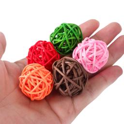 Brinquedos para pássaros de estimação Brinquedos de mastigação para pássaros Brinquedo de bola de vime para papagaio Budgie Periquito Cockatiel Mastigar brinquedos Jogos de gaiolas de papagaio 5 unidades - Image 5