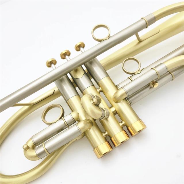 Trompete Margewate Profissional BB Tune Latão Banhado a Ouro