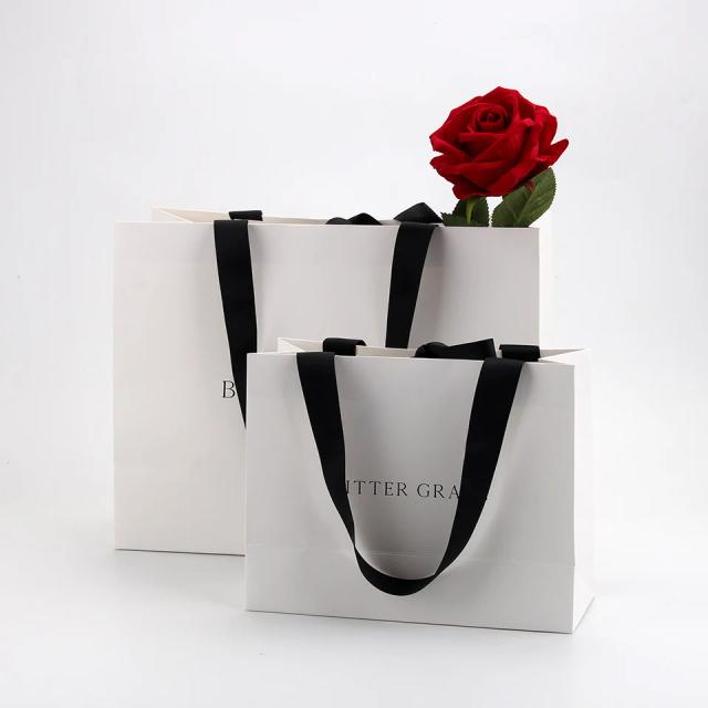Sacos de Presente Personalizados com Logotipo em Papel Euro Tote com Fita Handle Luxuosa para Compras em Boutique