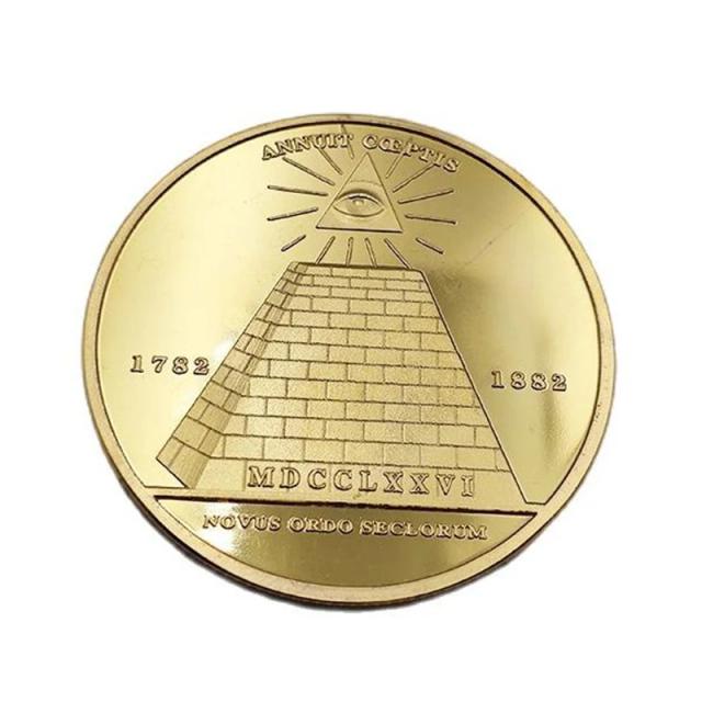 Moedas Comemorativas Pirâmide Olho de Deus em Ouro - Artesanato e Decoração Elegante para Mesa