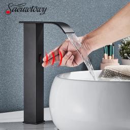 Sensor inteligente torneira da bacia do banheiro deck montado curto/alta tipo de controle mão automática água quente e fria torneiras misturadoras guindaste - Image 1