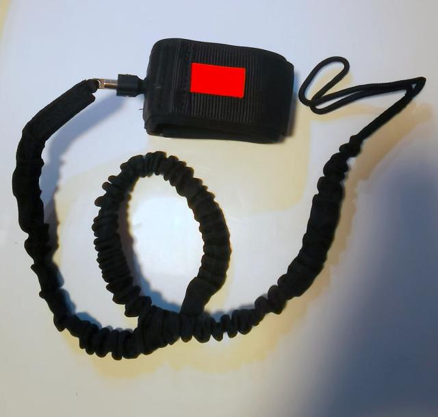 Leash de Pulso para Kite Foil - Acessório Essencial para Kitesurf e Surf