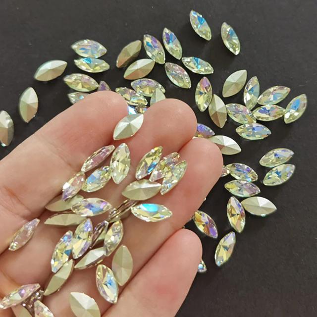 Contas de Strass para Nail Art 3x6mm - Pacote com 10 peças de Cristal 3D e Glitter para Decoração de Unhas