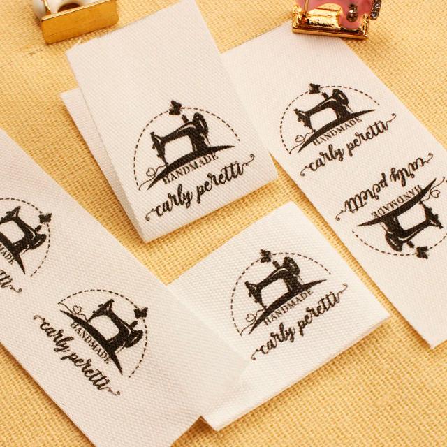 Etiquetas Personalizadas em Algodão com Logotipo ou Texto - Acessórios de Costura Exclusivos, 25x70mm