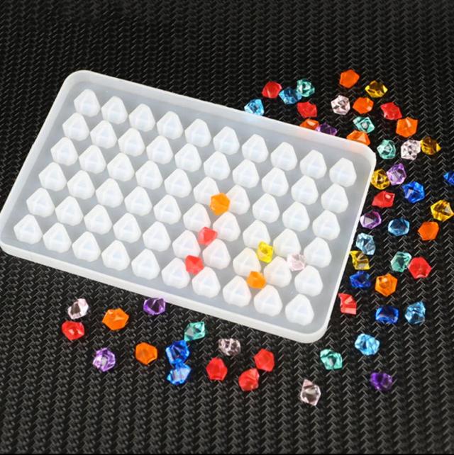 Molde de Silicone Irregular para Joias Artesanais em Resina: Transforme sua Criatividade em Arte