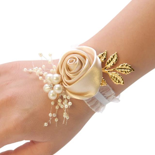Pulseira de Flores para Dama de Honra em Cetim Rosa - Boutonniere para Casamento e Festas