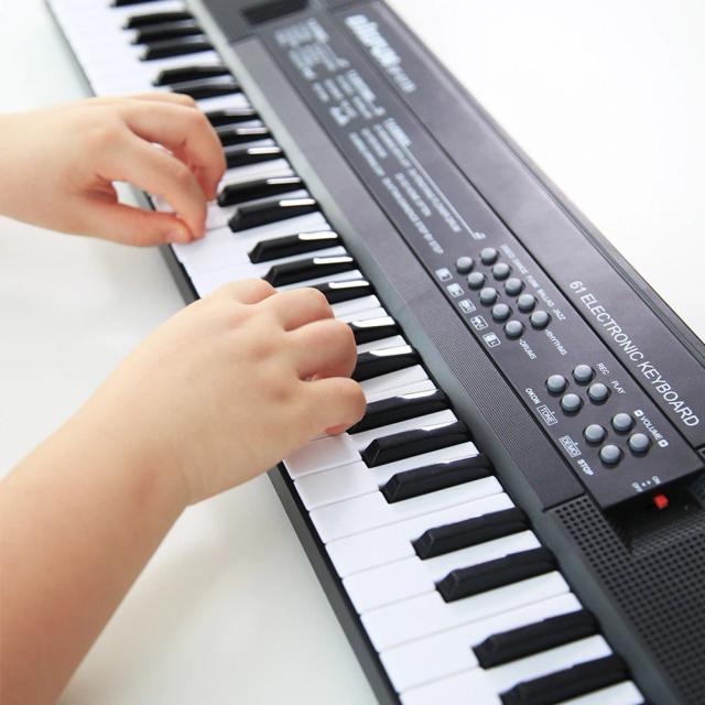 Piano Elétrico Digital de 61 Teclas para Crianças com Função de Microfone e Recursos Multifuncionais