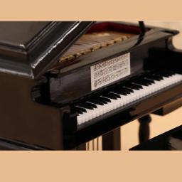 Réplica miniatura do conjunto do modelo do piano de cauda, mini piano com tamborete, coleção do instrumento musical, exposição decorativa dos ornamentos - Image 3