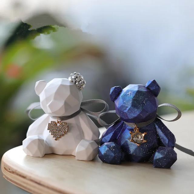 Molde Geométrico de Silicone para Vela Urso - Criatividade em Gesso e Resina DIY