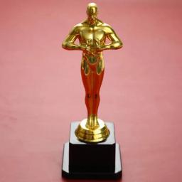 Oscar troféu prêmio plástico dourado réplica equipe esportes competição artesanato lembrança festa celebração presente - Image 3