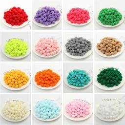 Pompons macios coloridos para decoração de casa, artesanato de pelúcia fofo, DIY Pom Pom, bola de pele, brinquedos infantis, 10g, 8mm, 10mm, 15mm, 20mm, 25mm, 30 milímetros - Image 2