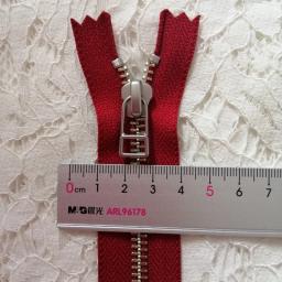 20 pçs/lote 5 #15 a 50cm ykk zíper de metal fechar final prendedor de cobre preto branco vermelho para saco de couro roupas costura acessórios - Image 3