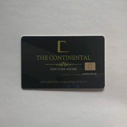Cartão original para cosplay, acessório para hotel, 2 peças, coleção de presentes para homens e mulheres - Image 2