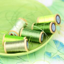 Rolo da linha de fibra da poliamida de 0.3mm linha tecida mão bordar borlas linha 50m de grande resistência 3 fios linha grama verde - Image 1